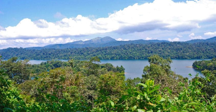 ഷോളയാർ-ജലാശയം ഷോളയാർ-ജലാശയം
