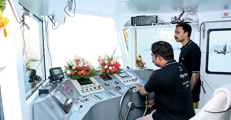 vega-boat-service4 vega-boat-service4