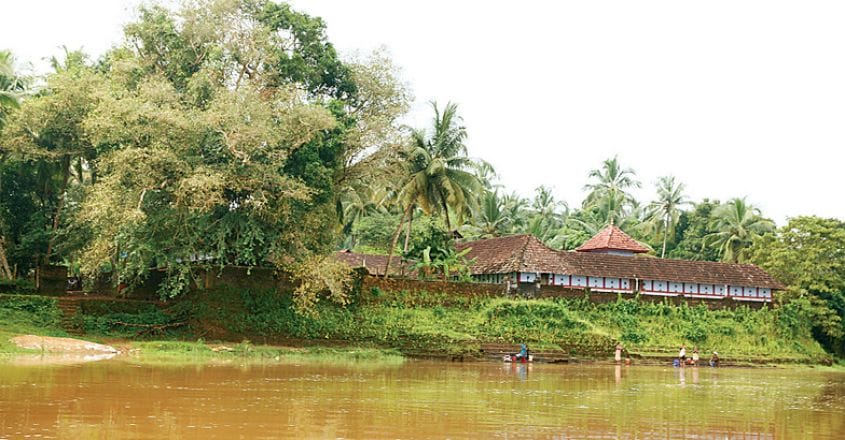 നിളാതീരത്തെ തവനൂര്‍ ബ്രഹ്മക്ഷേത്രം