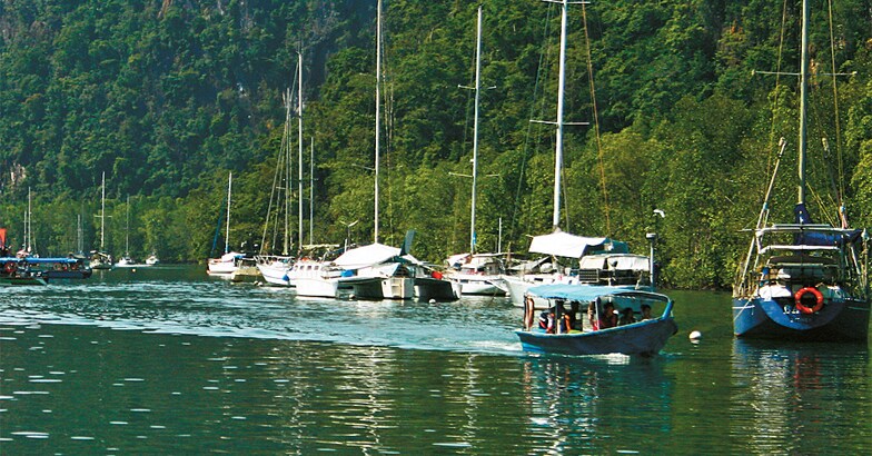 floating-fish-farm floating-fish-farm