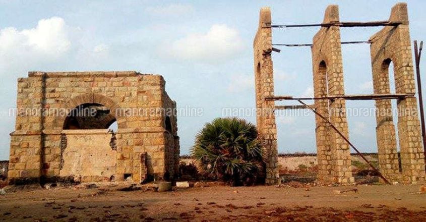 dhanushkodi-old-railway-station-water-tank