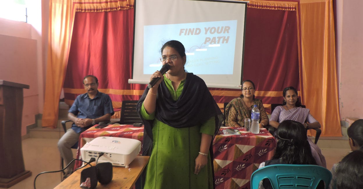 Career Awareness Program Held at Kottayam Kumarakom Government Higher Secondary School