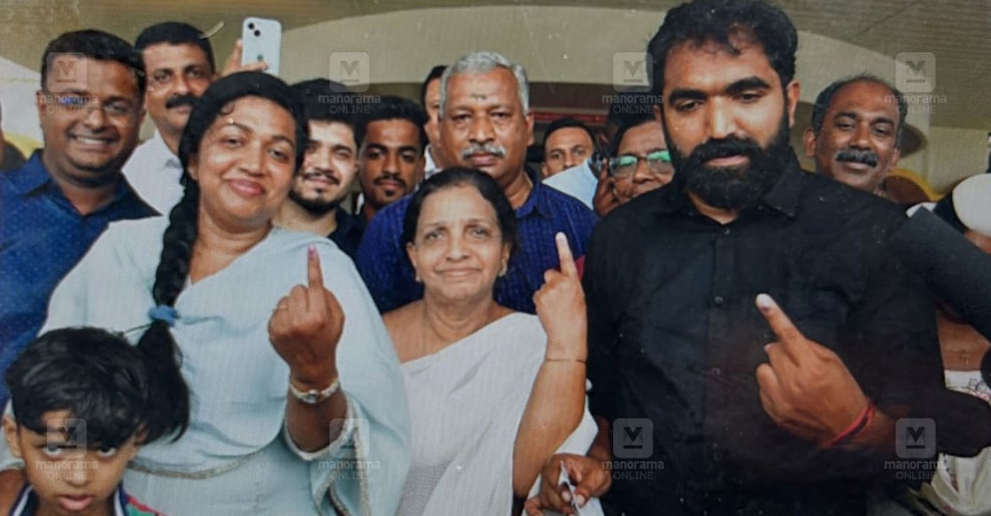 election-puthuppally-chandy-oommen