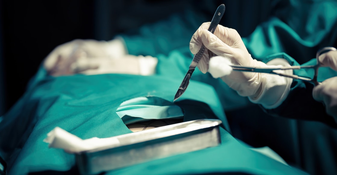 Suparma File Surgery ശസ്ത്രക്രിയയ്ക്കിടെ 22 വയസ്സുകാരിയുടെ സ്വകാര്യ ദൃശ്യങ്ങൾ പകർത്തി ...