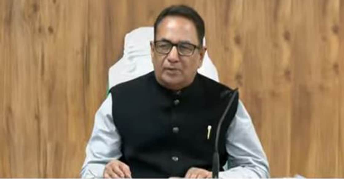 കേരളത്തിൽ വിധിയെഴുത്ത് രണ്ട് ഘട്ടങ്ങളിലായി; തദ്ദേശ തിരഞ്ഞെടുപ്പ് ഡിസംബർ 9,11 തീയതികളിൽ, വോട്ടെണ്ണൽ 13ന്