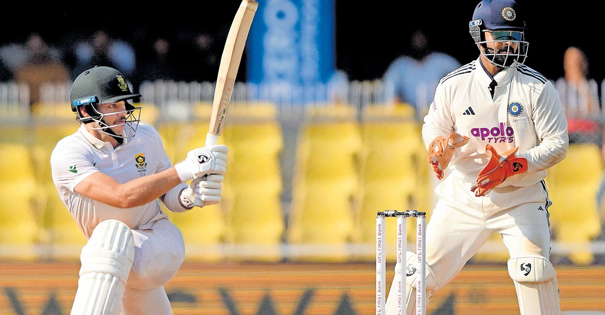 സ്റ്റബ്സിന്റെ സ്വീറ്റ് സ്വീപ്; അഞ്ച് ഫോറും ഒരു സിക്സുമടക്കം 33റൺസ്, വിക്കറ്റ് പോയതും സ്വീപ് ഷോട്ടിനു ശ്രമിച്ച്