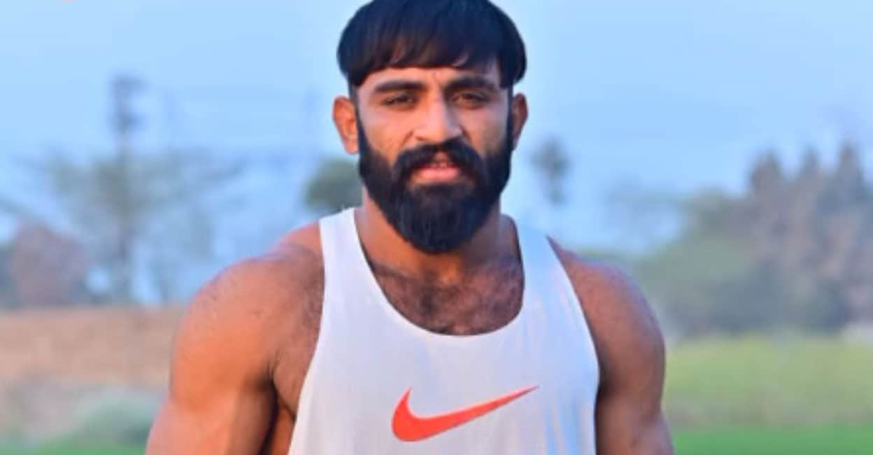 ‘ഇന്ത്യയ്ക്ക് വേണ്ടി’ മത്സരിച്ച പാക്കിസ്ഥാൻ താരത്തിന് ആജീവനാന്ത വിലക്ക്; ഖേദപ്രകടനവും തള്ളി