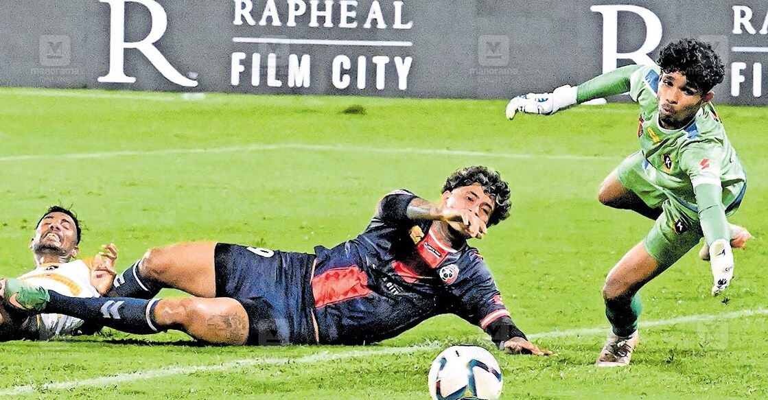  ടി. പ്രദീപ്കുമാർ /മനോരമ