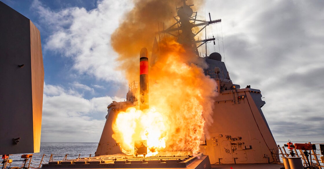 ഇറാനെ ആക്രമിച്ച് യുഎസ്; മൂന്ന് ആണവകേന്ദ്രങ്ങളിൽ ആക്രമണം