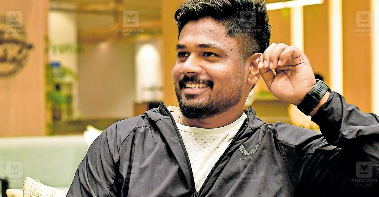 ചെന്നൈയുടെ ‘തല’ ഇനി സഞ്ജു ആകുമോ? രാജസ്ഥാൻ നായകസ്ഥാനത്തേയ്ക്ക് പരാഗ് അല്ല, സാധ്യത മറ്റു 2 താരങ്ങൾക്ക്