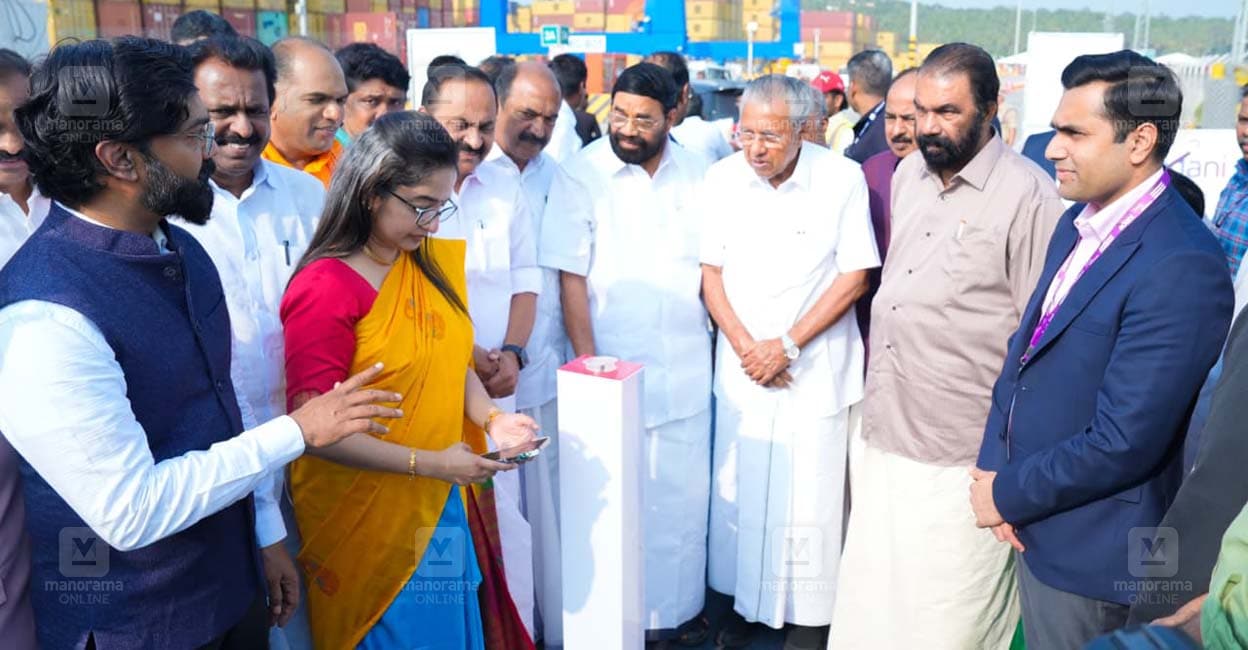 വിഴിഞ്ഞം രാജ്യാന്തര തുറമുഖത്തിന്റെ അടുത്തഘട്ട വികസനത്തിന്റെ നിര് ...