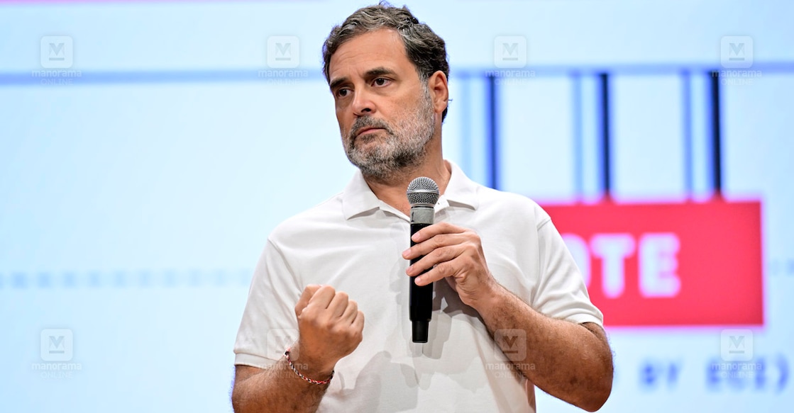 കയ്യേറ്റം ചെയ്തുവെന്ന് വനിതാ മാധ്യമപ്രവർത്തക, രാഹുൽ ഗാന്ധിക്കെതിരെ ...