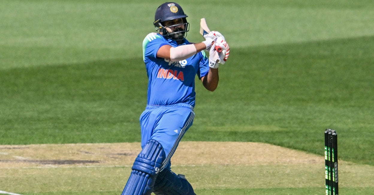 വടാപാവ് ഒഴിവാക്കി 11 കിലോ കുറച്ചതും പോര; രോഹിത് ഇനിയും തടി കുറയ്ക്കും; ലക്ഷ്യമിടുന്നത് നീണ്ട ഏകദിന കരിയർ