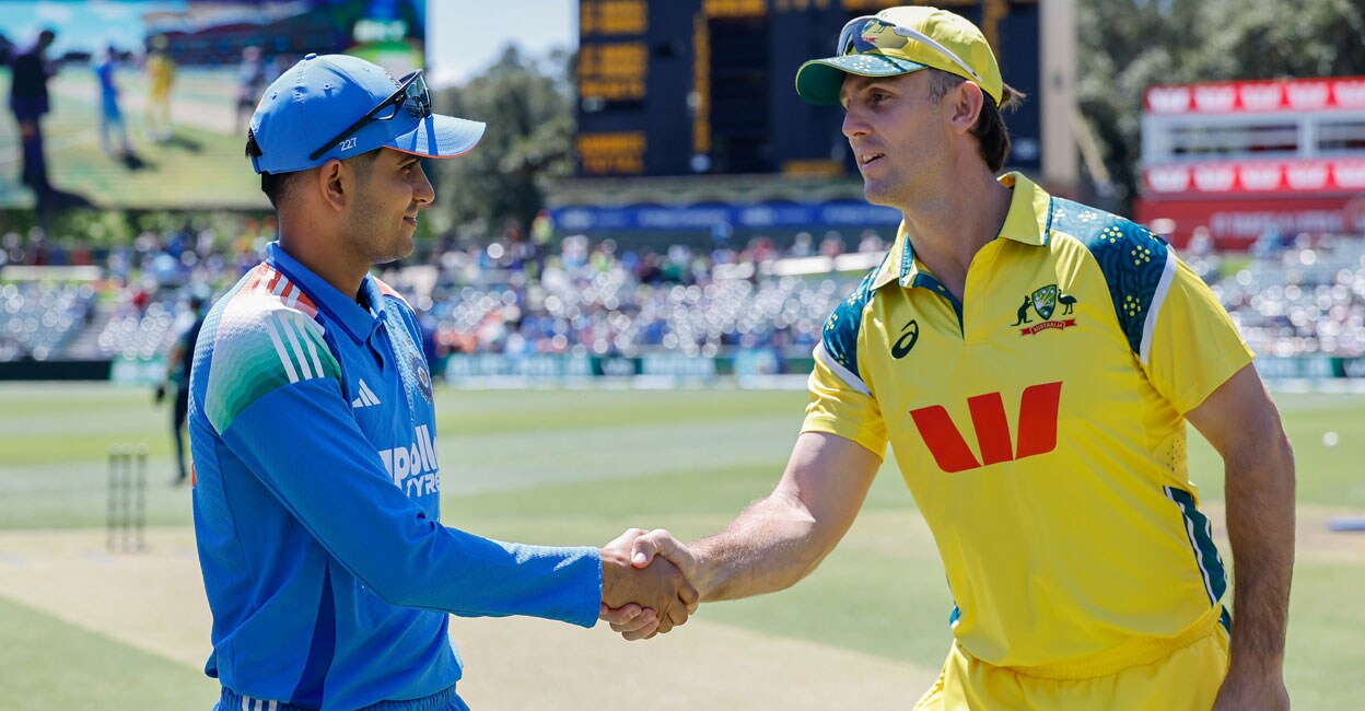 ഇന്ത്യയ്ക്കു വീണ്ടും ടോസ് നഷ്ടം, ഓസ്ട്രേലിയ ആദ്യം ബാറ്റു ചെയ്യും; കുൽദീപ് യാദവ് പ്ലേയിങ് ഇലവനിൽ, റെഡ്ഡി, അർഷ്ദീപ് പുറത്ത്