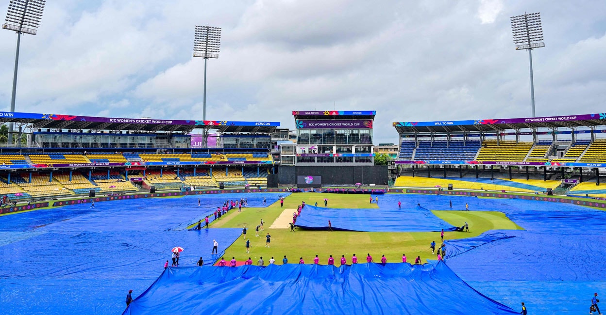 ടോസ് പോലുമിടാതെ ഓസ്ട്രേലിയ– ശ്രീലങ്ക മത്സരം ഉപേക്ഷിച്ചു; ഇന്ത്യ– പാക്കിസ്ഥാൻ പോരാട്ടം മഴയിൽ ഒലിച്ചുപോകുമോ?