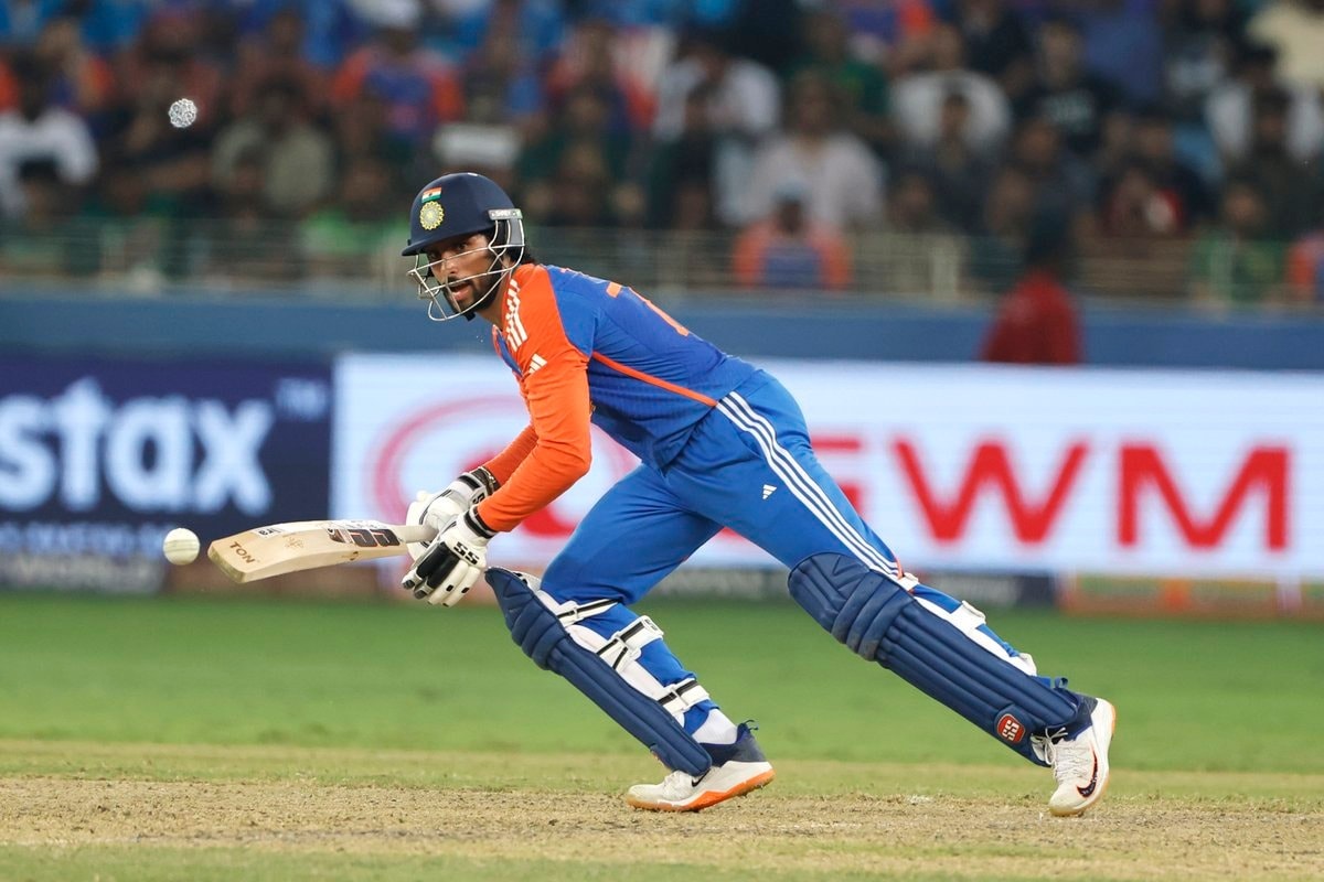 അഭിഷേക് ‘ഗോൾഡൻ ഡക്ക്’, അതിവേഗം മടങ്ങി ശ്രേയസ്; തിലകിന്റെയും പരാഗിന്റെയും അർധസെഞ്ചറികളും ഇന്ത്യയെ രക്ഷിച്ചില്ല