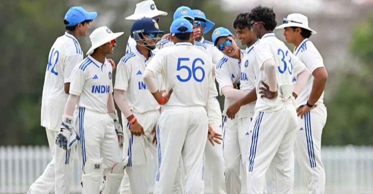 രണ്ടാം ഇന്നിങ്സിലും തകർന്നടിഞ്ഞ് ഓസ്ട്രേലിയ, ഏഴാം വിക്കറ്റും വീണു; ഇന്ത്യയുടെ പിള്ളേർ കൊള്ളാം