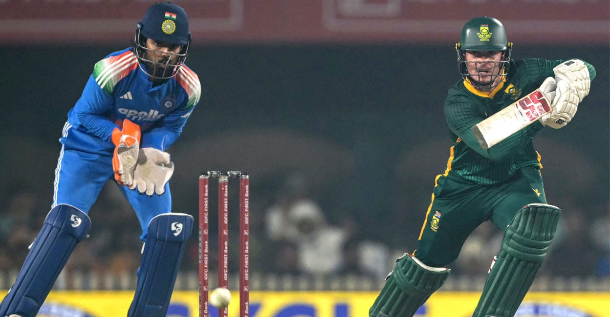 ആദ്യം പതറി, പിന്നെ കൗണ്ടർ അറ്റാക്ക്; കുൽദീപിന്റെ ഇരട്ടപ്രഹരത്തിൽ ദക്ഷിണാഫ്രിക്ക വീണു, തോൽവിഭാരം കുറച്ച് ബോഷ്