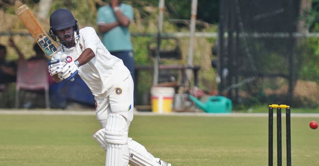 രോഹൻ എസ്. കുന്നുമ്മലിന്റെ ബാറ്റിങ്