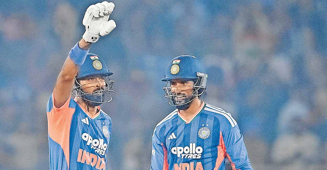 അഭിഷേകും സഞ്ജുവും ചേർന്ന മിന്നൽ തുടക്കം, 1000 റൺസ് പിന്നിട്ട് മലയാളി താരം, ഗംഭീര വിജയവും പരമ്പരയും; ട്വന്റി20 ലോകകപ്പിന് ഇന്ത്യ സജ്ജം