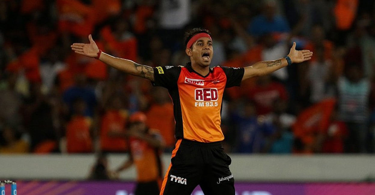 ഐപിഎലിൽ തകർപ്പൻ ബോളിങ്ങുമായി സൺറൈസേഴ്സിന്റെ സൂപ്പർതാരം; ഇനി ബിഗ്ബാഷ് ലീഗിൽ ഭാഗ്യപരീക്ഷണത്തിന് ഇന്ത്യൻ താരം