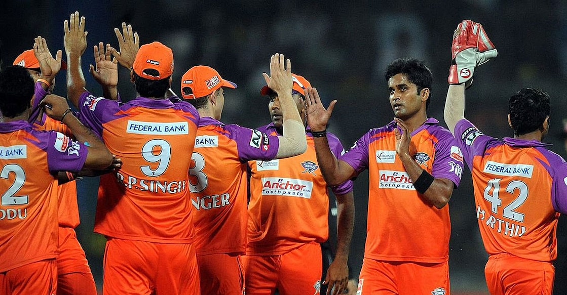 kochi-tuskers-kerala കൊച്ചി ടസ്കേഴ്സ് കേരള ടീം (ഫയൽ ചിത്രം)