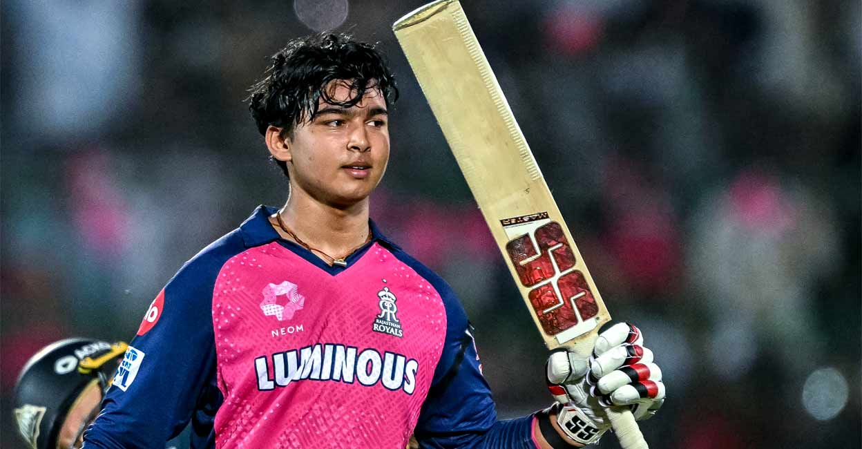 ടെസ്റ്റിലെ അഞ്ച് ദിവസങ്ങളെ ഇവരൊക്കെ അതിജീവിക്കുമോ? ഐപിഎൽ ‘വെടിക്കെട്ട് വീരൻമാർക്കെതിരെ’ യോഗ്‍രാജ്