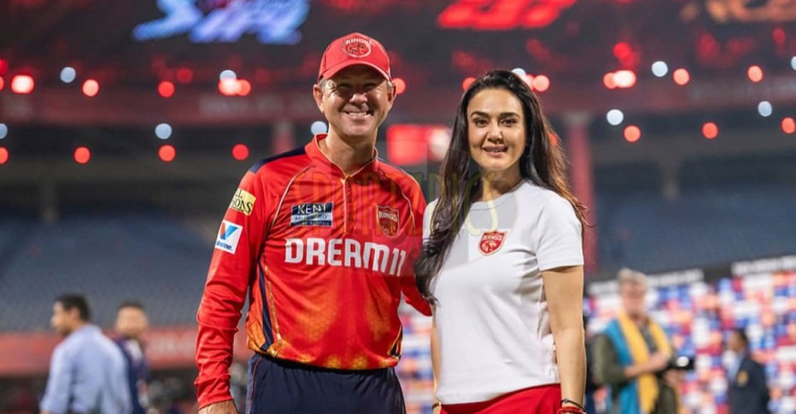 ponting-preity റിക്കി പോണ്ടിങ്ങും പ്രീതി സിന്റയും. Photo: X@PBKS