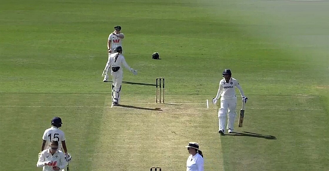 ഓസ്ട്രേലിയ എയ്‌ക്കെതിരായ അനൗദ്യോഗിക ക്രിക്കറ്റ് ടെസ്റ്റിൽ ജോഷിത അർധസെഞ്ചറി പൂർത്തിയാക്കിയപ്പോൾ (Screen Grab)