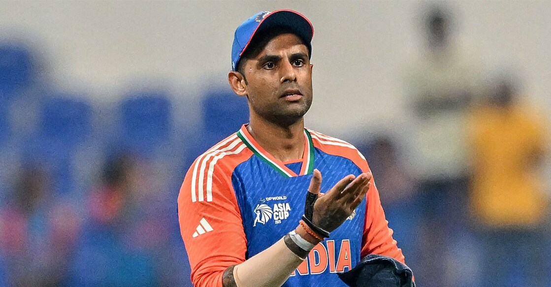 ഒമാനെതിരായ മത്സരത്തിനിടെ സൂര്യകുമാർ യാദവ്. (Photo by Sajjad HUSSAIN / AFP)