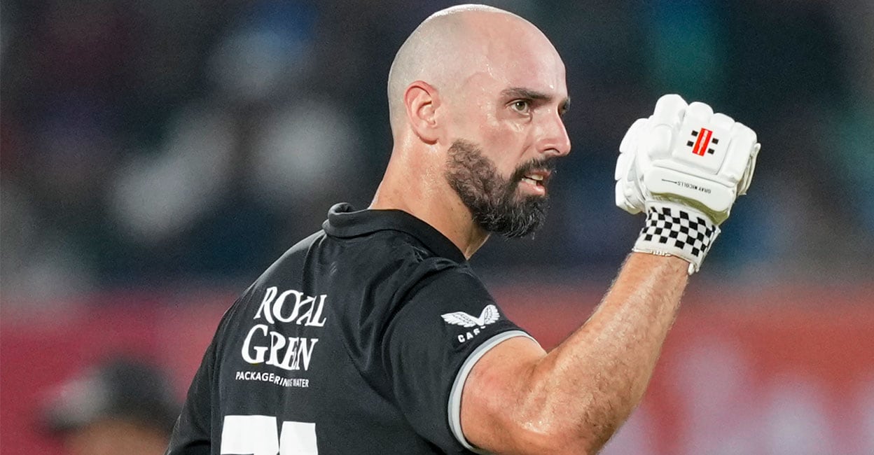 ആ നിരാശ ഇന്ത്യൻ ബോളർമാർക്കുമേൽ ‘തല്ലിത്തീർത്ത്’ മിച്ചൽ; 2023നു ശേഷം ആദ്യമായി ഇന്ത്യയിൽ ന്യൂസീലൻഡിന് ഏകദിന വിജയം