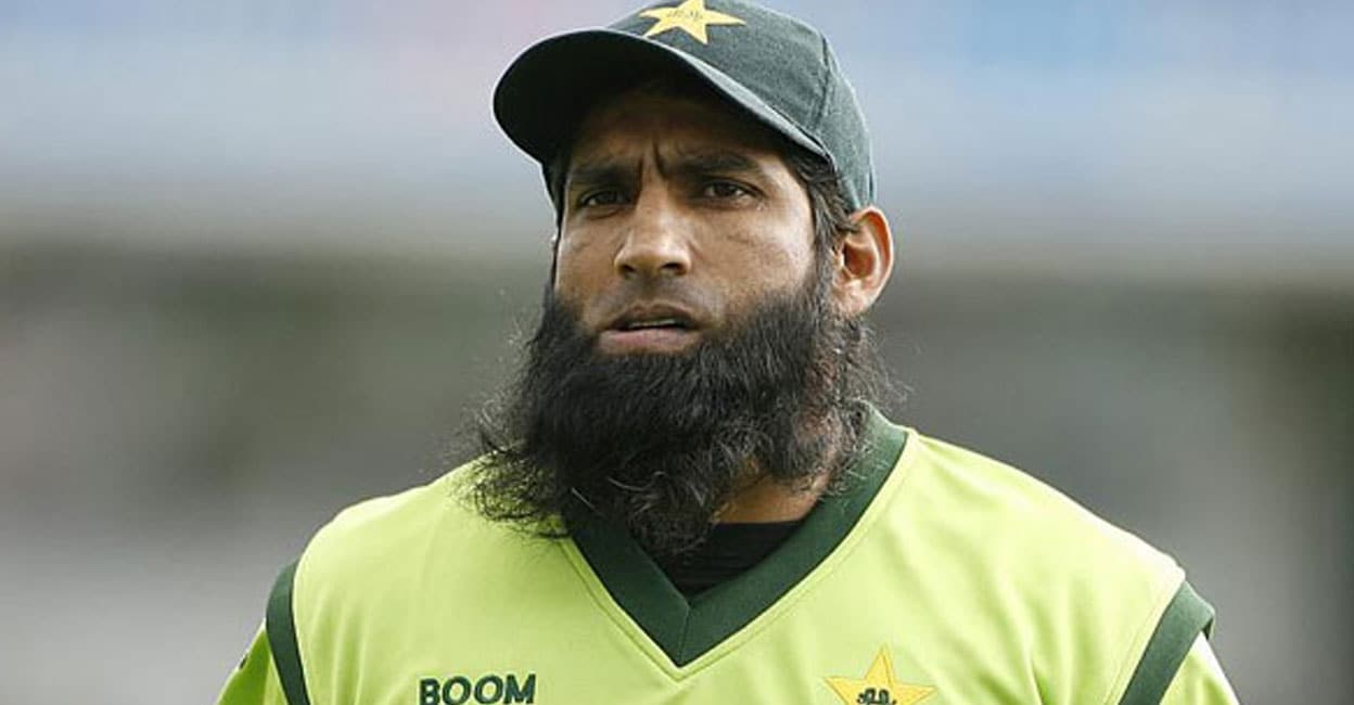 ‘തള്ളി’ മറിച്ച് മുൻ പാക്ക് താരം മുഹമ്മദ് യൂസഫിന്റെ പോസ്റ്റ്; ‘പൊളിച്ചടുക്കി’ സമൂഹമാധ്യമങ്ങൾ