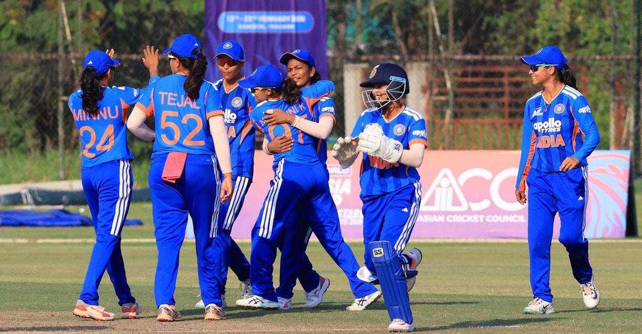 ബംഗ്ലദേശിനെ 88 ന് ഓൾഔട്ടാക്കി, 46 റൺസ് വിജയം; റൈസിങ് സ്റ്റാർസ് ഏഷ്യാകപ്പ് കിരീടം ടീം ഇന്ത്യയ്ക്ക്