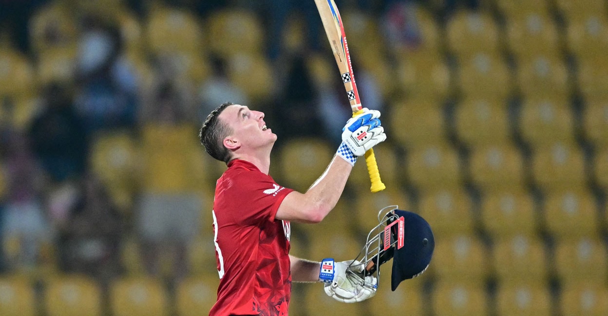 തകര്‍ത്തടിച്ചത് ക്യാപ്റ്റൻ ഹാരി ബ്രൂക്ക് മാത്രം, 51 പന്തുകളിൽ 100; പാക്കിസ്ഥാനെ തോൽപിച്ച് ഇംഗ്ലണ്ട് ലോകകപ്പ് സെമി ഫൈനലിൽ