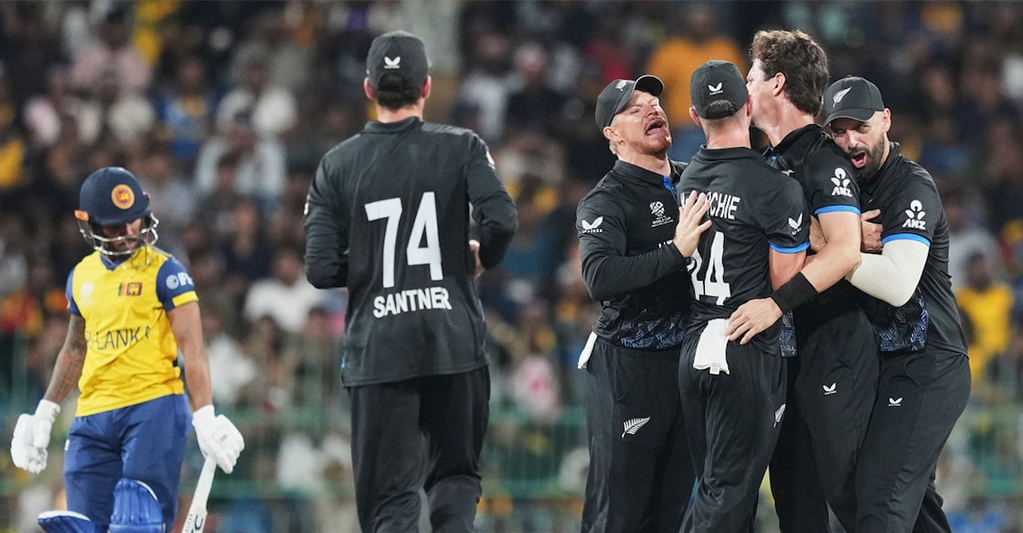 ശ്രീലങ്കൻ താരം പാത്തും നിസ്സങ്ക പുറത്തായപ്പോൾ ന്യൂസീലൻഡ് താരങ്ങളുടെ ആഹ്ലാദം. AP/PTI