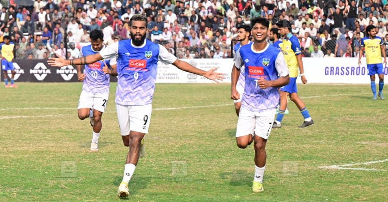 ബല്ലാ ബല്ലാ ബല്ലാ ഹേ! പഞ്ചാബിനെ തകർത്ത് കേരളം സന്തോഷ് ട്രോഫി ഫൈനലിൽ (4–0)