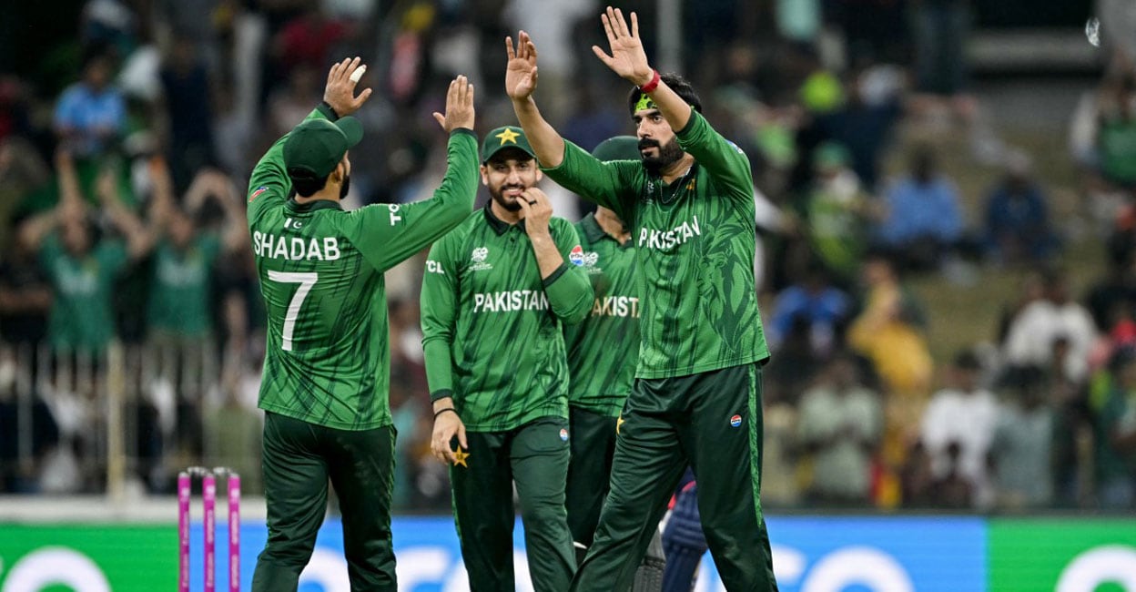 പാക്കിസ്ഥാൻ ലോകകപ്പ് താരം ഹോട്ടൽ ജീവനക്കാരിയോട് മോശമായി പെരുമാറി, നിലവിളിച്ച് യുവതി; മാപ്പ് പറഞ്ഞ് ‘ഒതുക്കി’