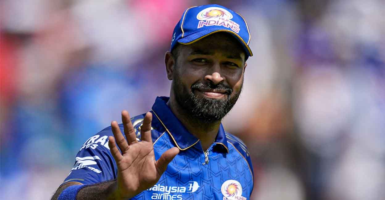 ക്യാപ്റ്റൻ തെറിക്കും, മുംബൈയുടെ പുതിയ നായകൻ രോഹിത്തിന്റെ ‘ആശീർവാദ’ത്തോടെ; മാറ്റും മുൻപേ ‘ചാടാൻ’ ഹാർദിക്?