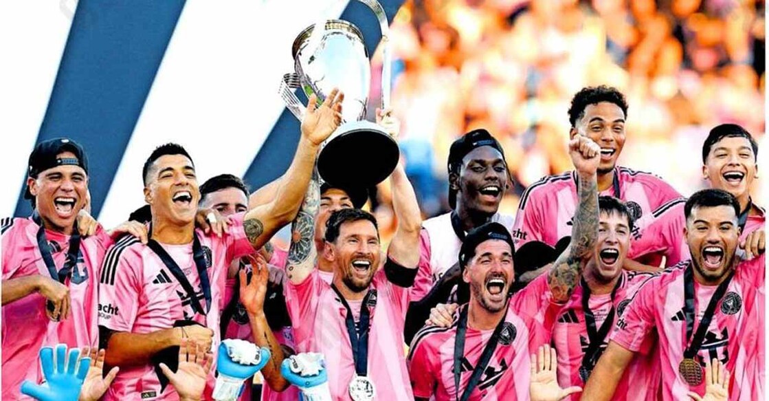 എംഎൽഎസ് കപ്പുമായി ഇന്റർ മയാമി ക്യാപ്റ്റൻ ലയണൽ മെസ്സിയുടെയും ടീമിന്റെയും ആഹ്ലാദപ്രകടനം