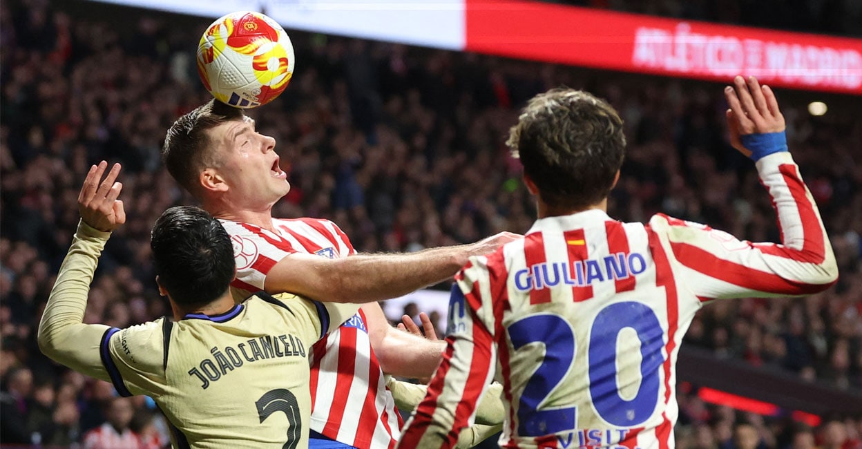 കോപ്പ ഡെൽ റേ ഫുട്ബോൾ സെമി ആദ്യപാദം: ബാർസയെ ഞെട്ടിച്ച് അത്‌ലറ്റിക്കോ; തോൽവി 4–0ന്