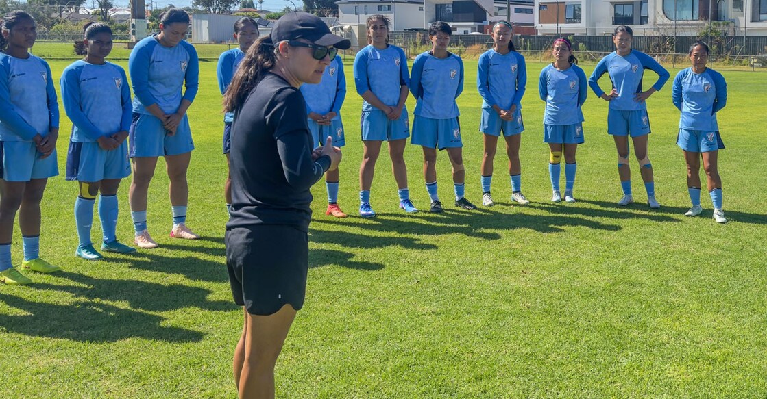  Facebook/TheIndianFootballTeam)