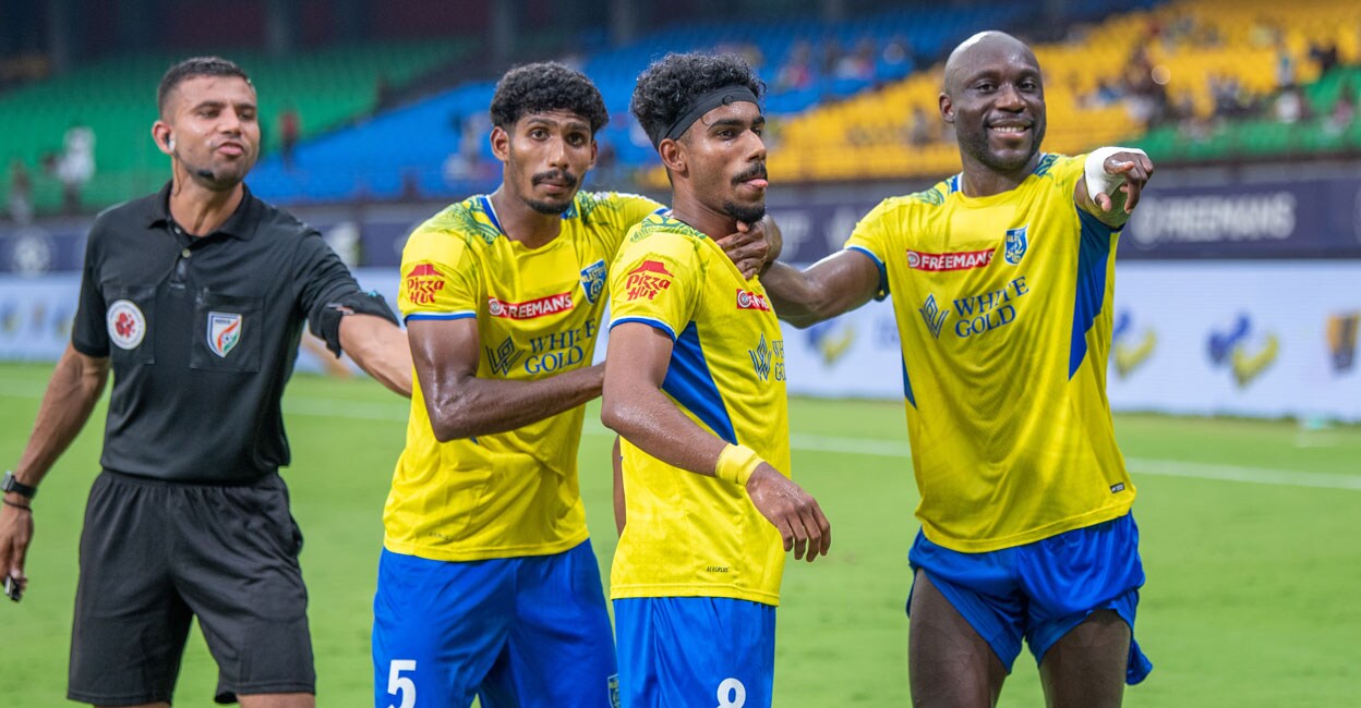 ഗോളടിച്ച് മലയാളി താരങ്ങൾ, കേരള ബ്ലാസ്റ്റേഴ്സിന് സീസണിലെ രണ്ടാം വിജയം, ജംഷഡ്‌പൂർ എഫ്‌സിയെ തകര്‍ത്തു (2-0)