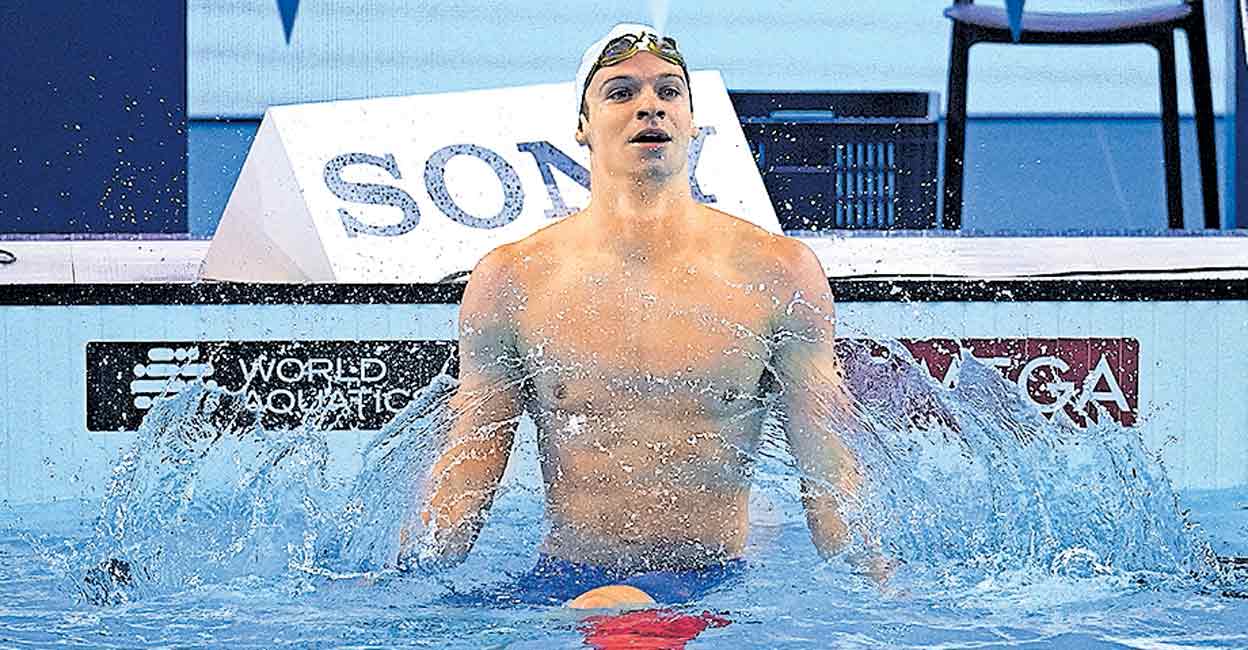 പുരുഷൻമാരുടെ 200 മീറ്റർ വ്യക്തിഗത മെഡ‍്‌ലെ; 14 വർഷം പഴക്കമുള്ള ലോക റെക്കോർഡ് തകർത്ത് ലിയോ മർഷോൻ