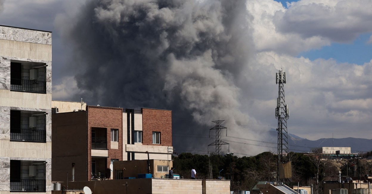 അവർ എന്ത് പിഴച്ചു? മിസൈലാക്രമണത്തിൽ ഇറാനിൽ 20 വനിതാ വോളിബോൾ താരങ്ങൾക്ക് ദാരുണാന്ത്യം; ക്രിക്കറ്റ് മത്സരം മാറ്റി പാക്കിസ്ഥാൻ