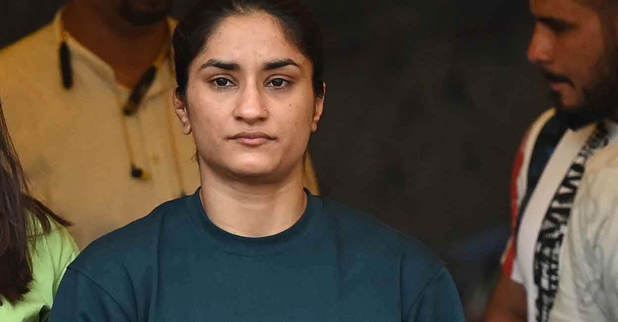 ‘അവസരം അർഹിക്കുന്നു’: വിനേഷ് ഫോഗട്ടിന് ട്രയൽസിൽ പങ്കെടുക്കാം; റെസ്‌ലിങ് ഫെഡറേഷന്റെ ഹർജി തള്ളി സുപ്രീം കോടതി