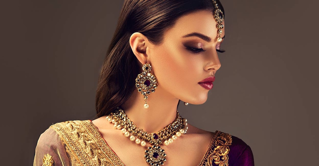 how-to-decide-which-gemstone-to-wear Photo Credit : Sofia Zhuravets / istockphoto.com