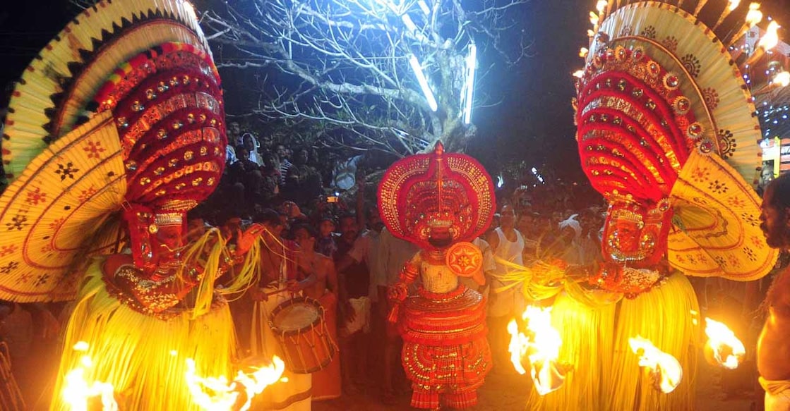 29/02/2012, theyyam 'makkam and makkal' perfom at chala kadamkot makkam temple at kannur -photo-Dhanesh Asokan