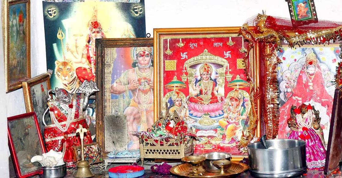 Things you should never keep in puja room Image Credit: Deepak Verma/ Istock