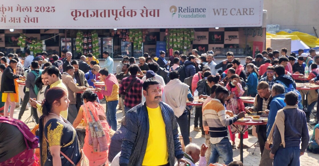 kumbh-mela-reliance-support-pilgrims1