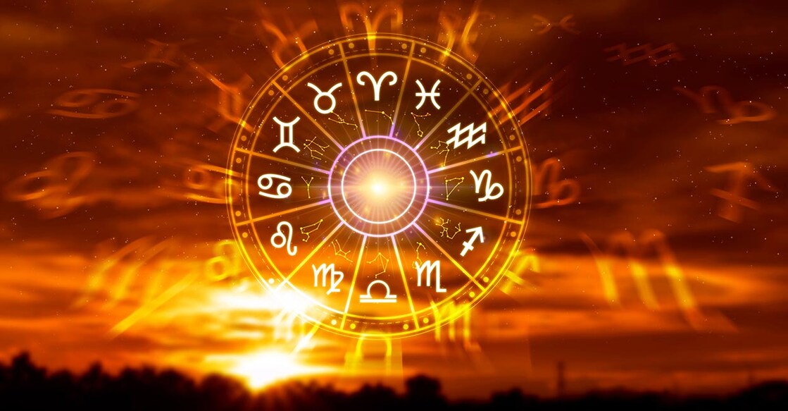 Monthly Star Prediction Image Credit: rawintanpin/ Istock